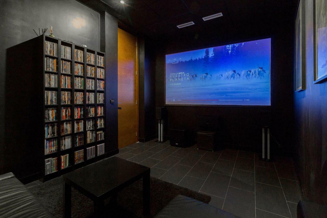 Vlvilla - Villa De Lujo En Valencia Con Piscina Privada Y Sala De Cine Burjassot Extérieur photo